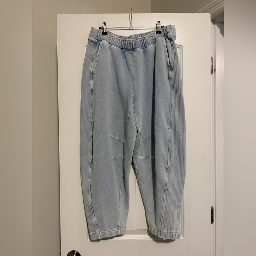 Aerie Soft Blue Barrel Lounge Pants